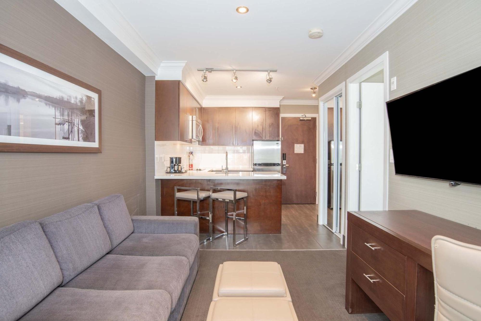 Sandman Hotel Abbotsford Airport Экстерьер фото